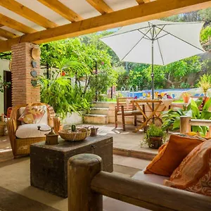Bed & Breakfast At In Malaga & Solo Travellers